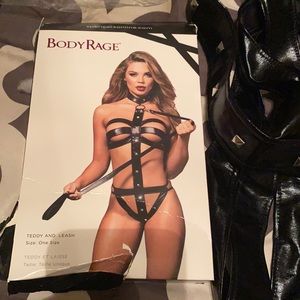 OS sexy bodyrage piece!